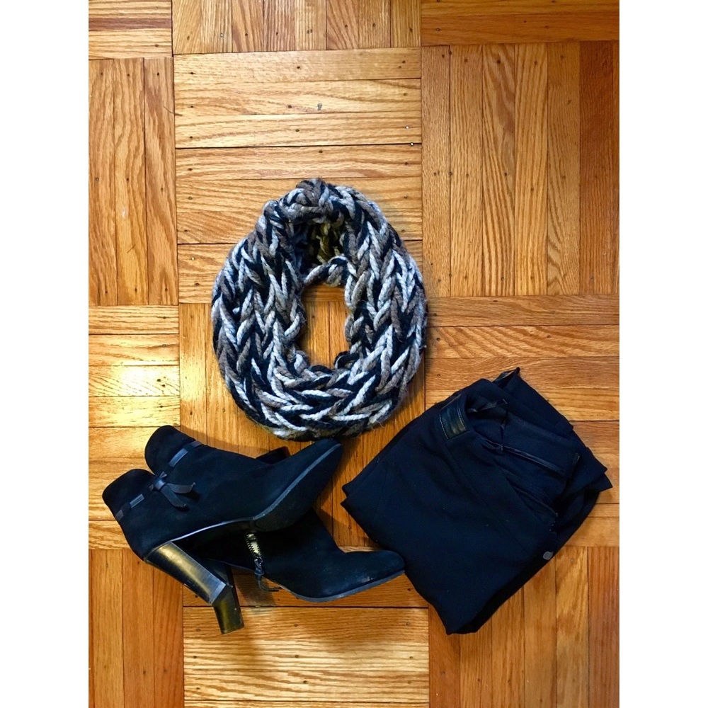 Single Looped Arm Knitted Scarf
